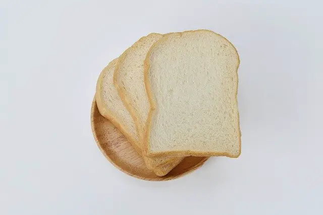 You are currently viewing Potato Bread Vs. White Bread: What’s The Difference?