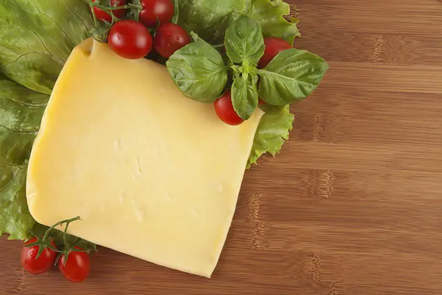 is-cheddar-cheese-processed-smallkitchenguide