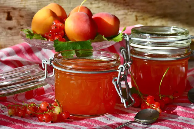 You are currently viewing Fruit Butter Vs. Jam: What’s The Difference?
