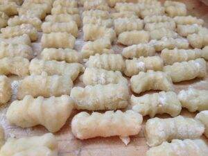 Read more about the article Tortellini Vs. Gnocchi: What’s The Difference?
